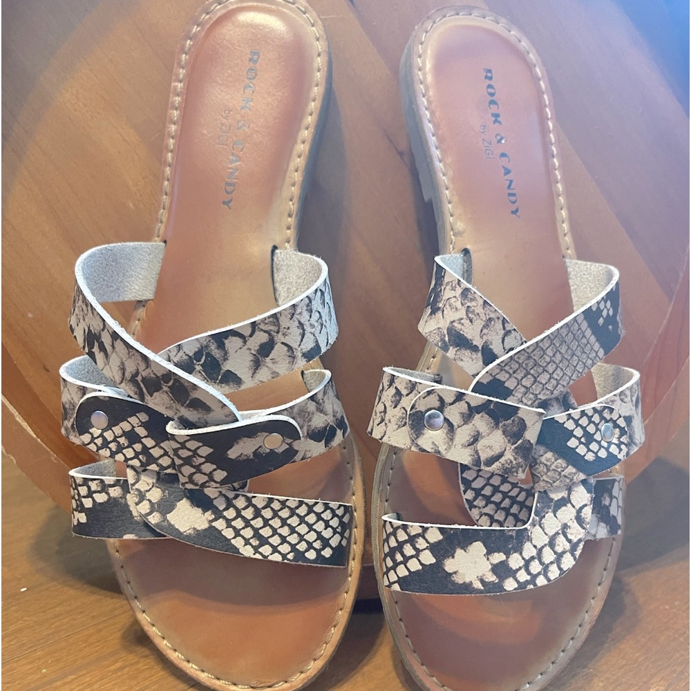 Womens size 8 rock candy sandals